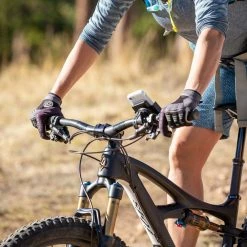 Nite Ize Squeeze Rotating Smartphone Bar Mount -Hydro Flask Shop de3fa5a2 ac55 4db1 855d d42a4b2eda47