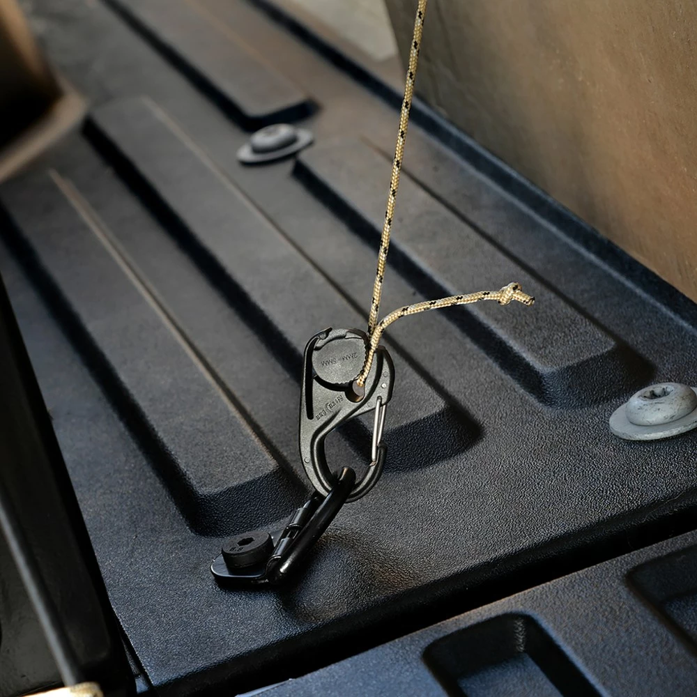 Nite Ize CamJam Cord Tighteners - Package of 4 8 Nite Ize CamJam Cord Tighteners - Package of 4 - Image 6